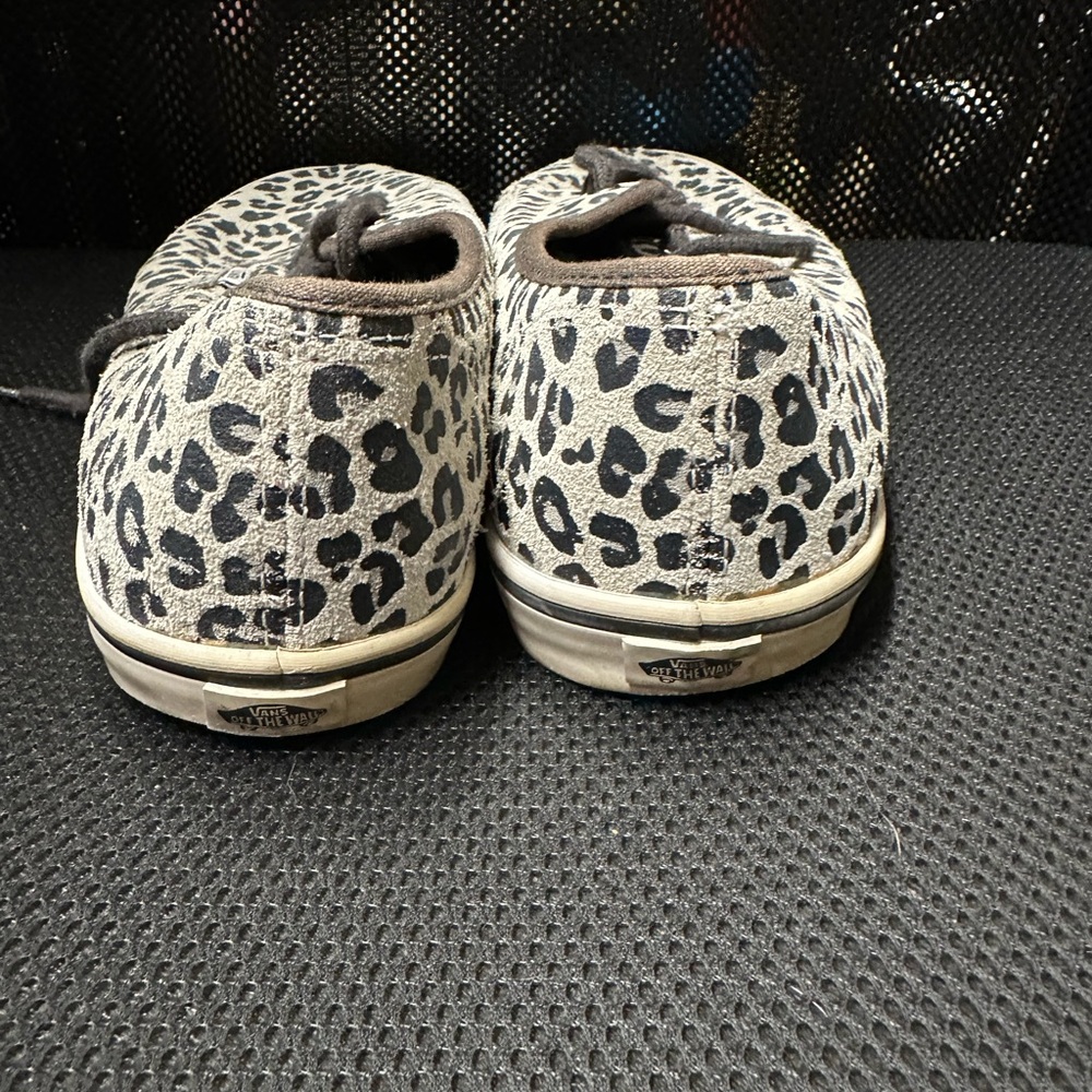 Vans Running Shoes - Picture 2 of 9
